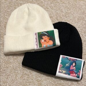 Disney White and Black Beanie Set with Jasmine and Mulan Patches